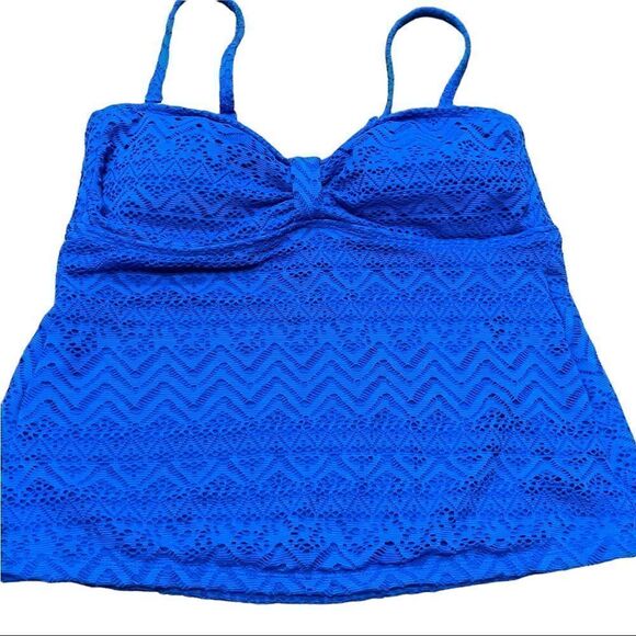 CATALINA Crochet-like Lace Tankini Top - Picture 3 of 11
